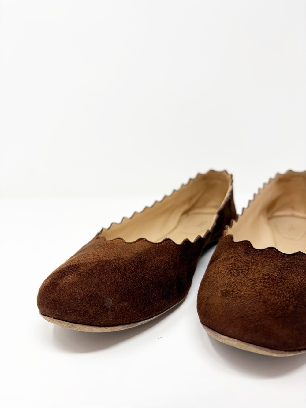 Chloe Scalloped-Edge Suede Ballet Flats in Dark Brown size 37.5 - Picture 9 of 11